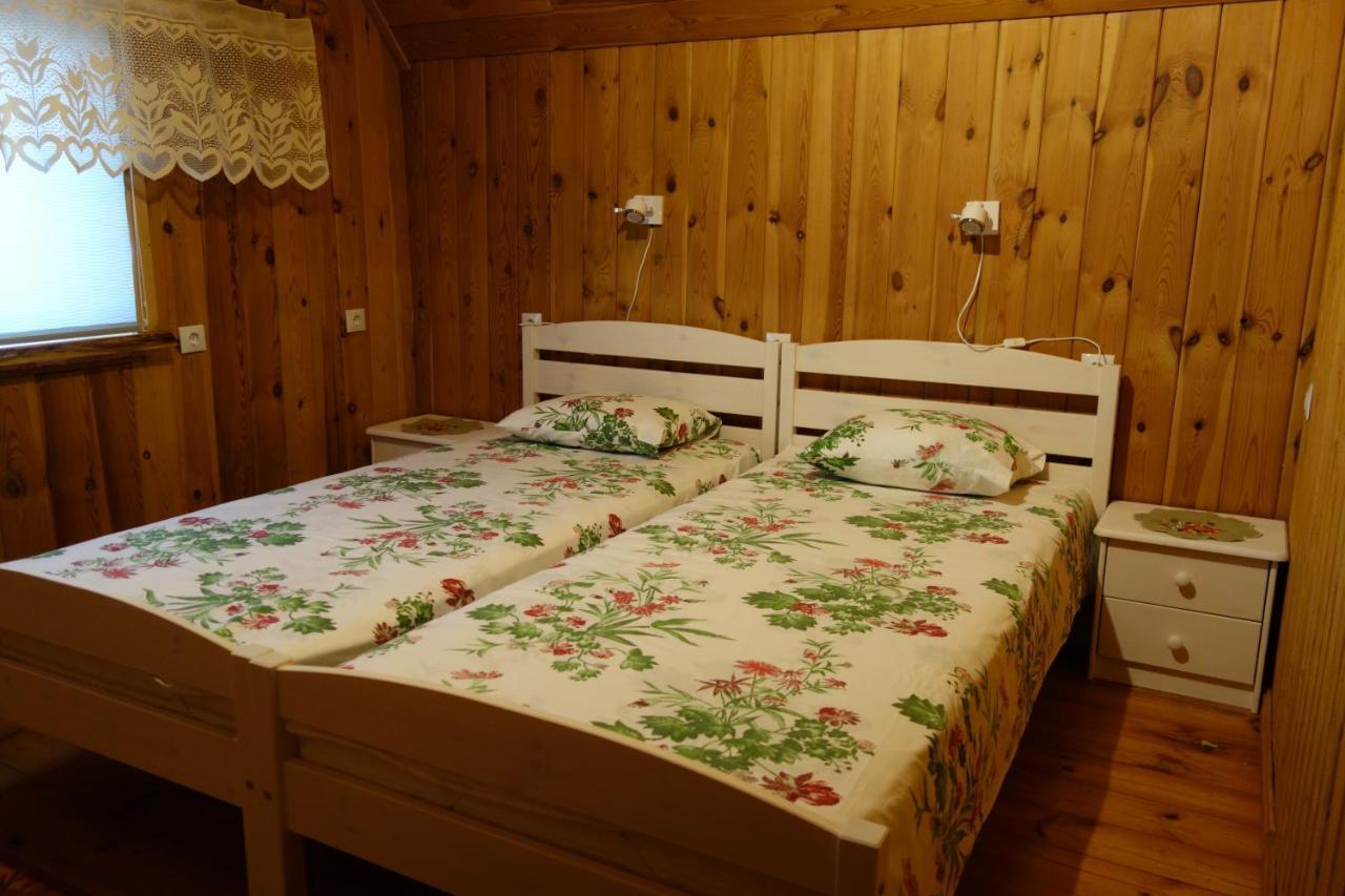 Adu-Jaani Kodumajutus Bed & Breakfast Matja Exterior photo